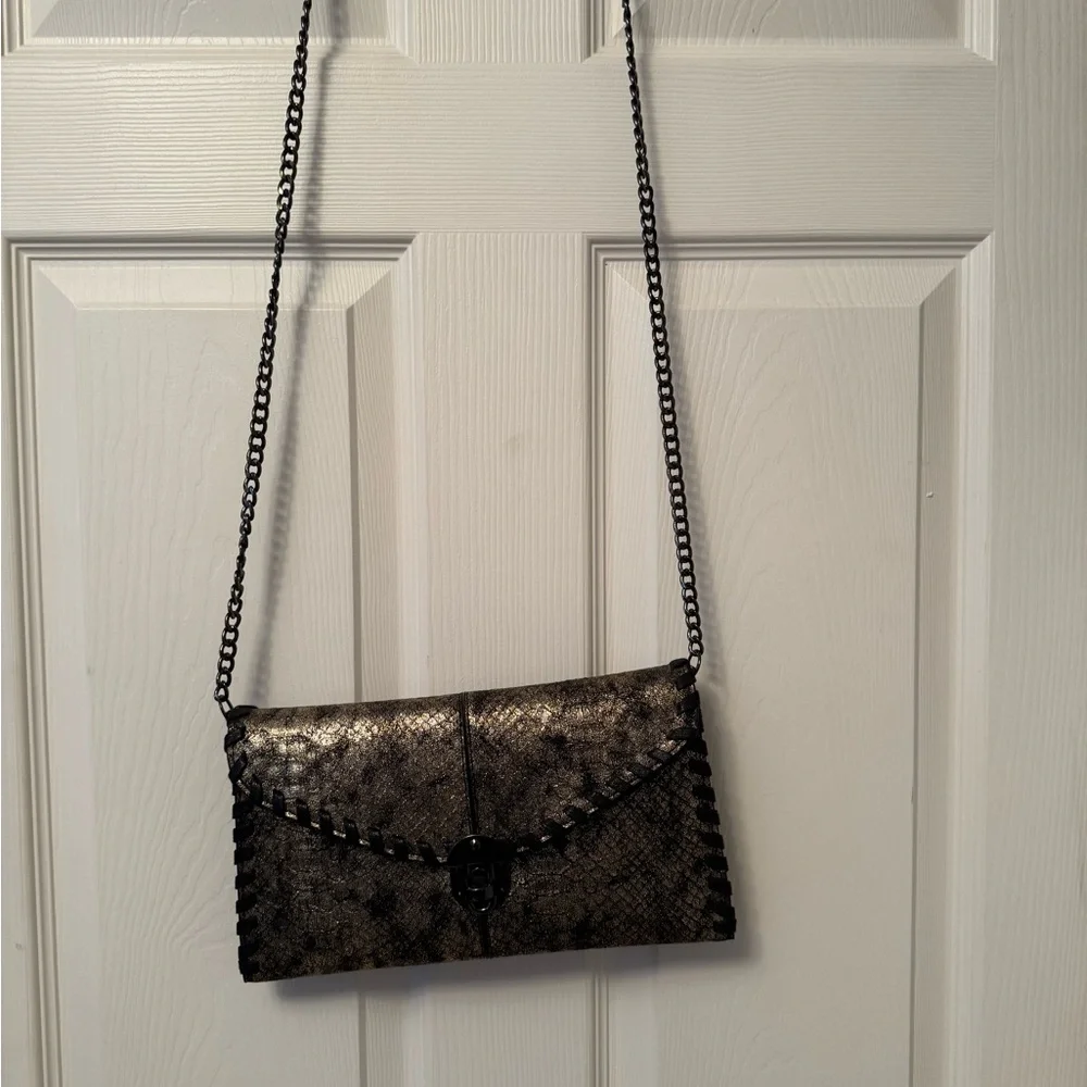 Elegant Black and Gold VENUS Women's Bag